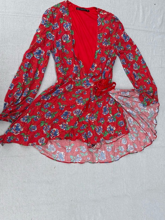 Zara Dresses & Skirts - Floral Red Long-Sleeve Wrap Dress/romoer with Self-Tie in red velvet